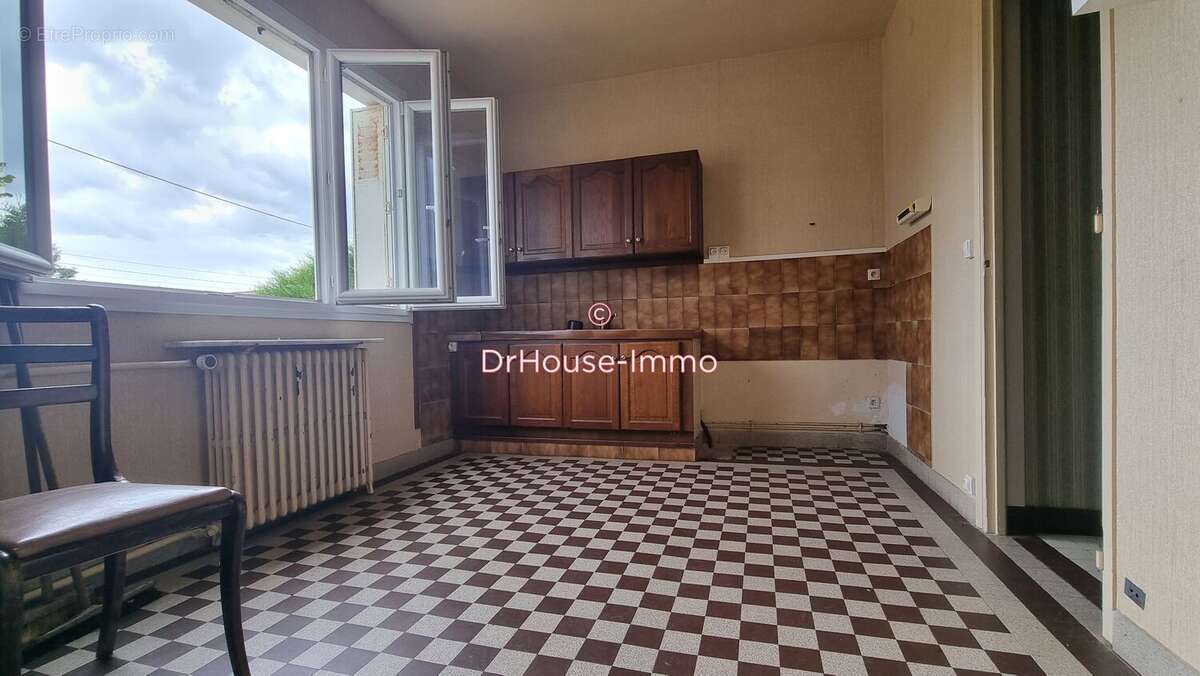 Maison à MONTCHEVRIER