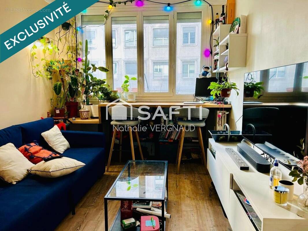 Photo 1 - Appartement à PARIS-15E