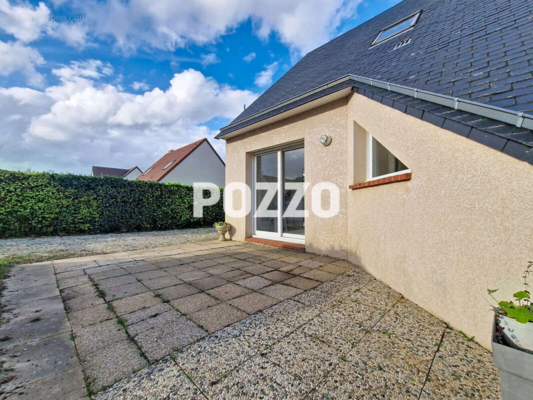 Maison à COURSEULLES-SUR-MER