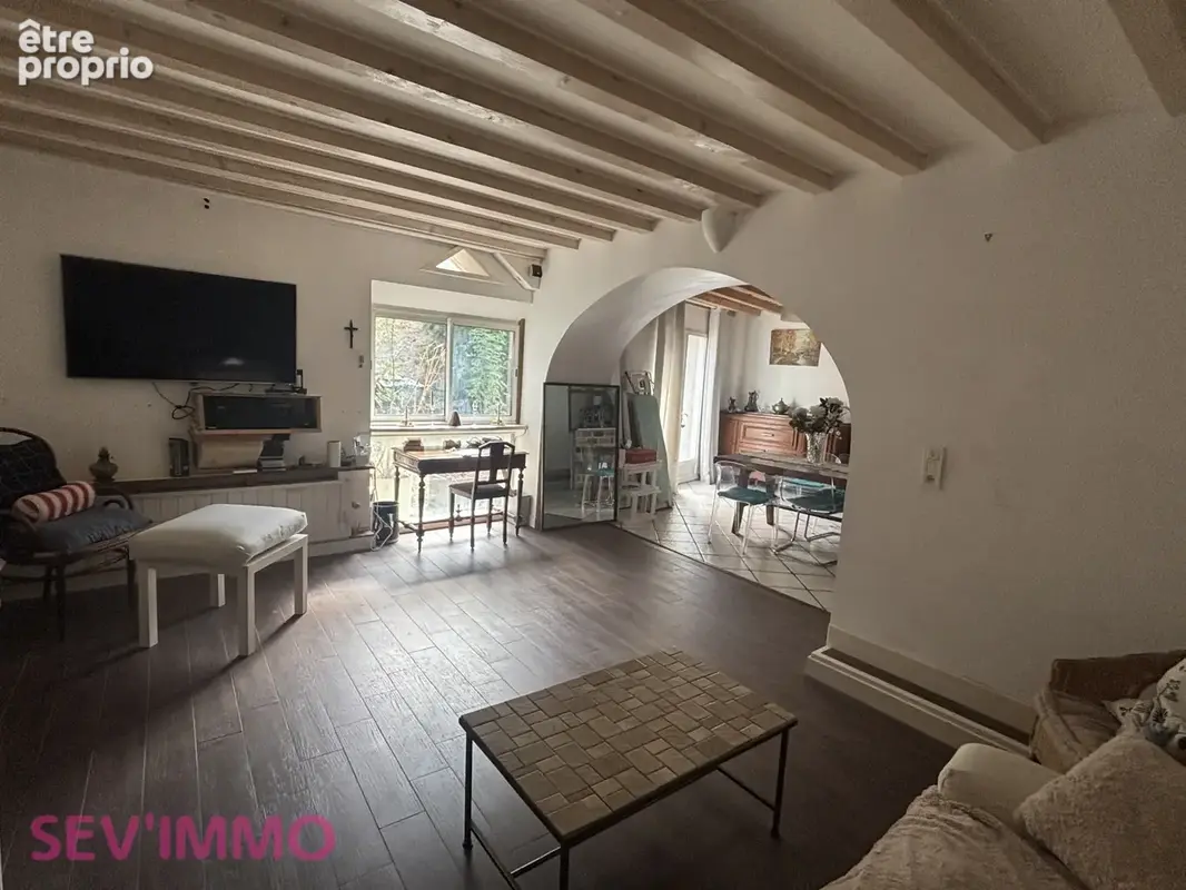 Sardon maison de village avec petit terrain - photo 12