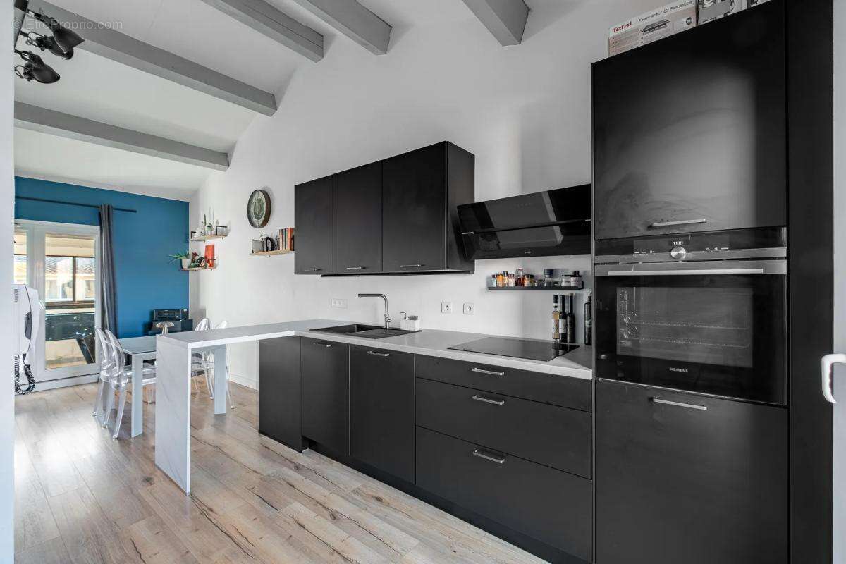 Appartement à COGOLIN