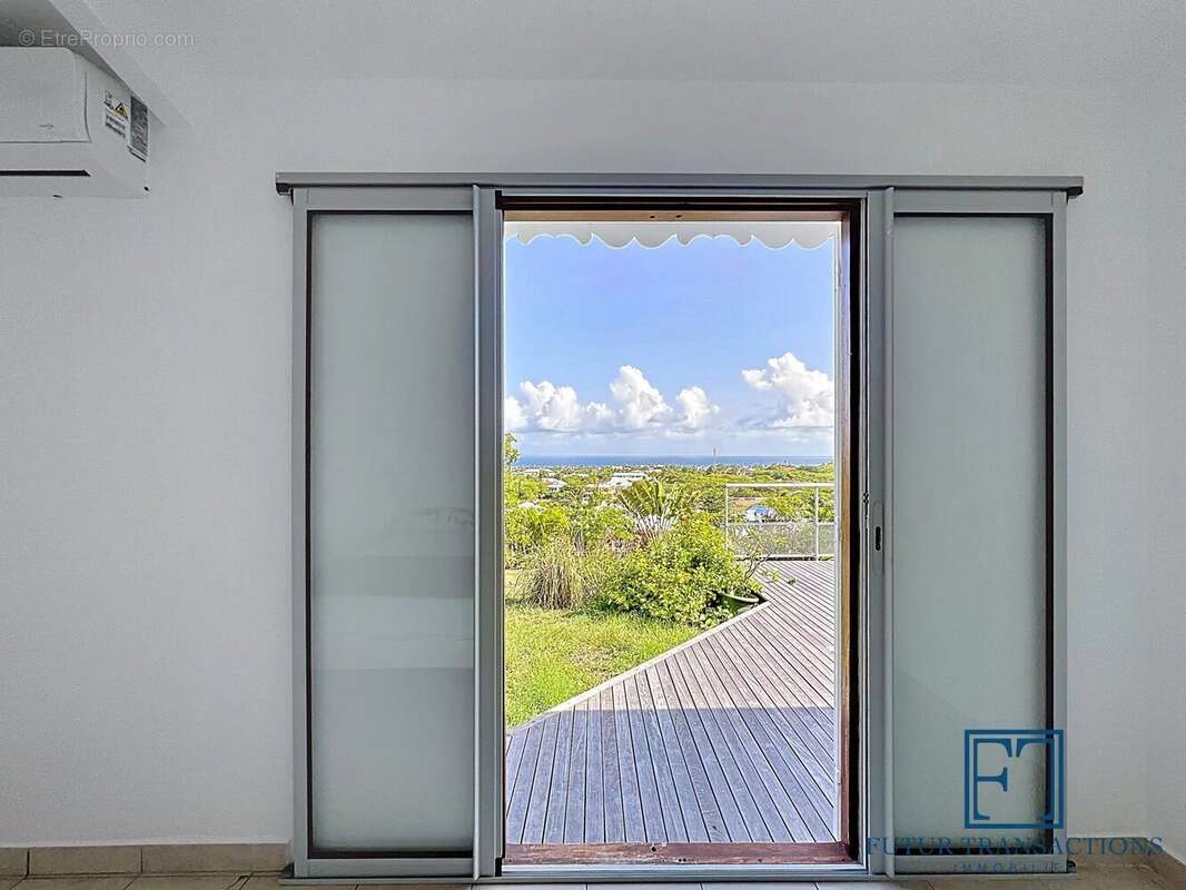 Maison à SAINTE-ANNE