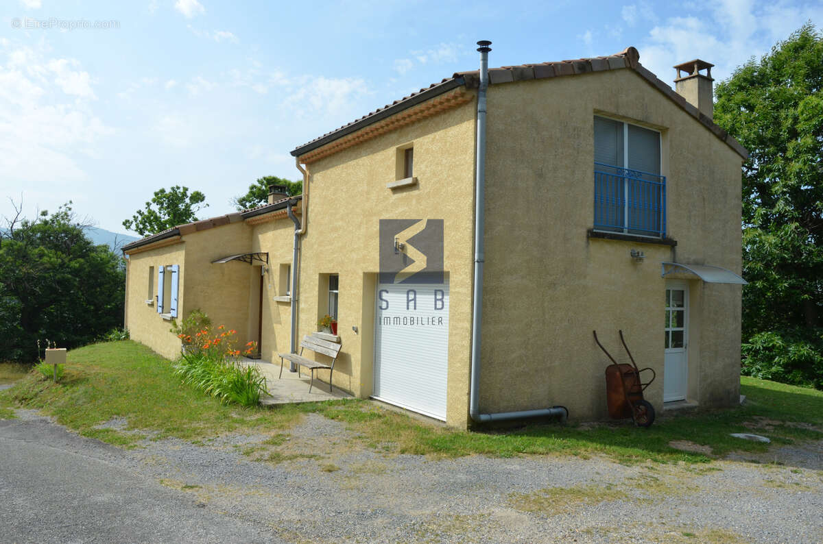 Maison à ISSAMOULENC