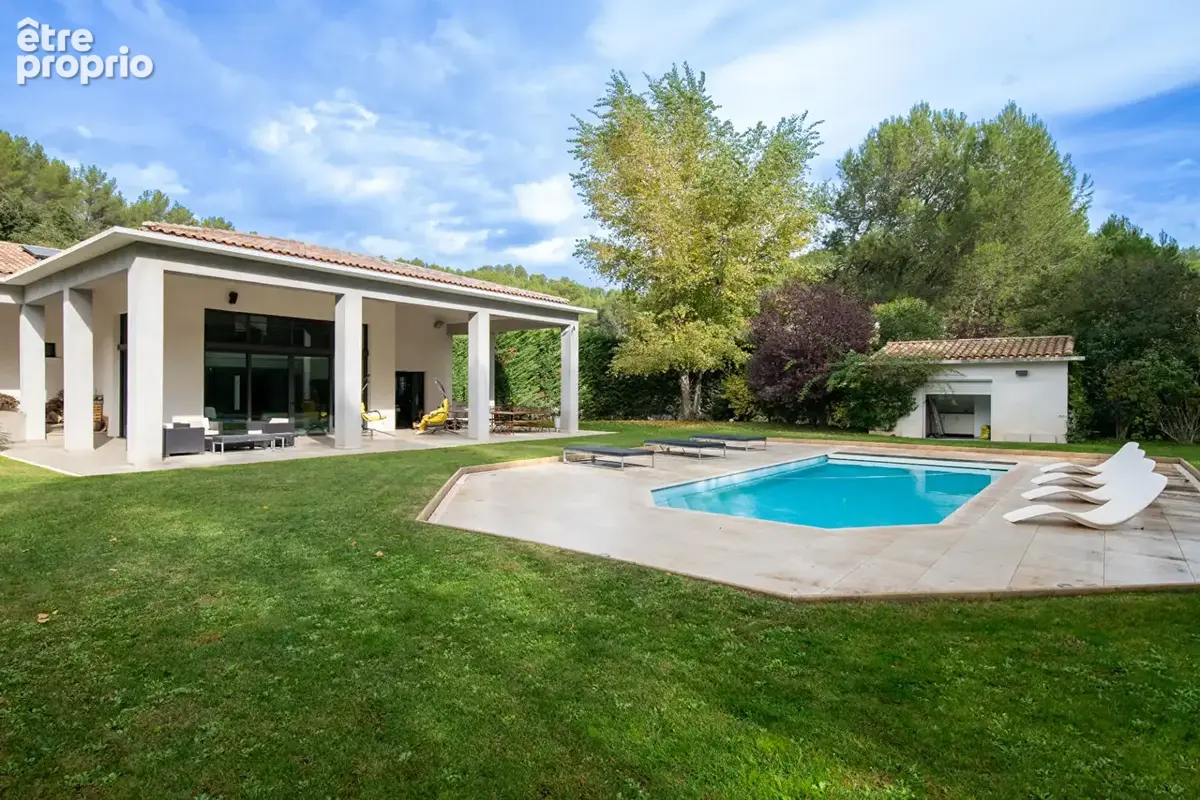 Auriol ? Villa de prestige 5 pièces 272 m² ? Piscine ? Parc 5 000 m² - photo 3