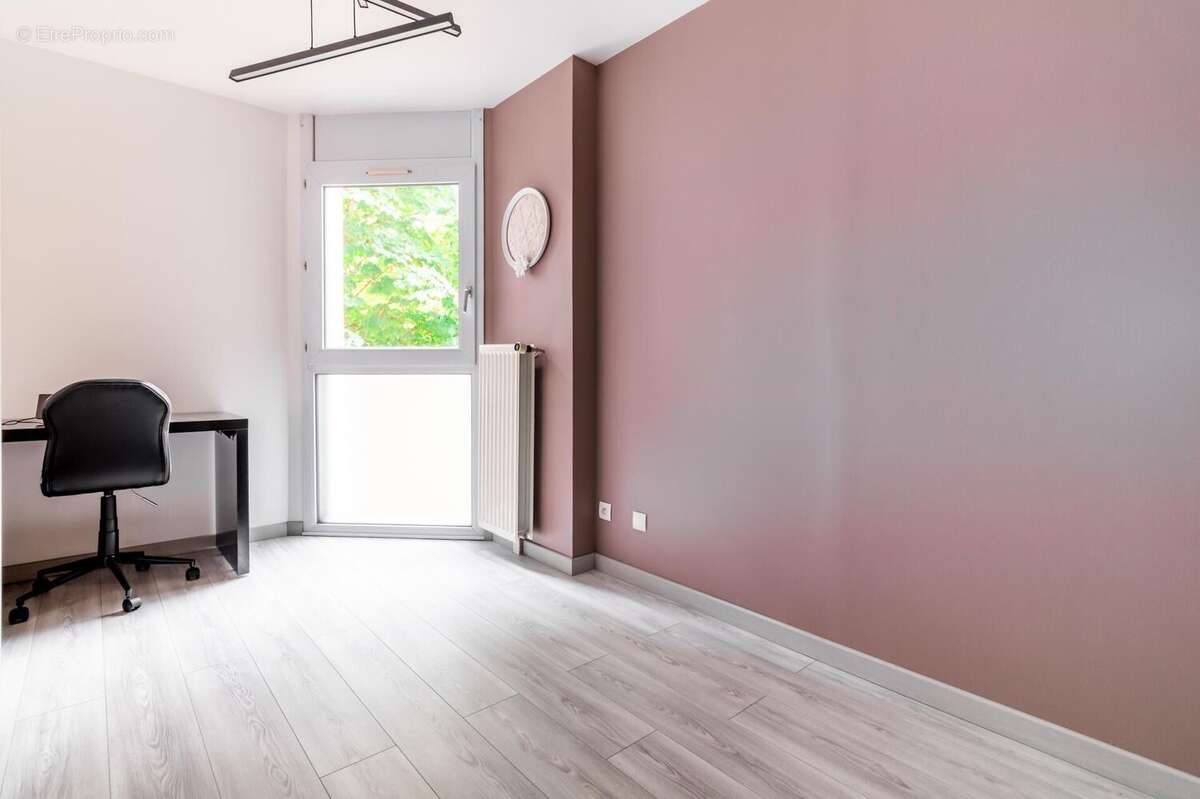 Photo 9 - Appartement à ELANCOURT