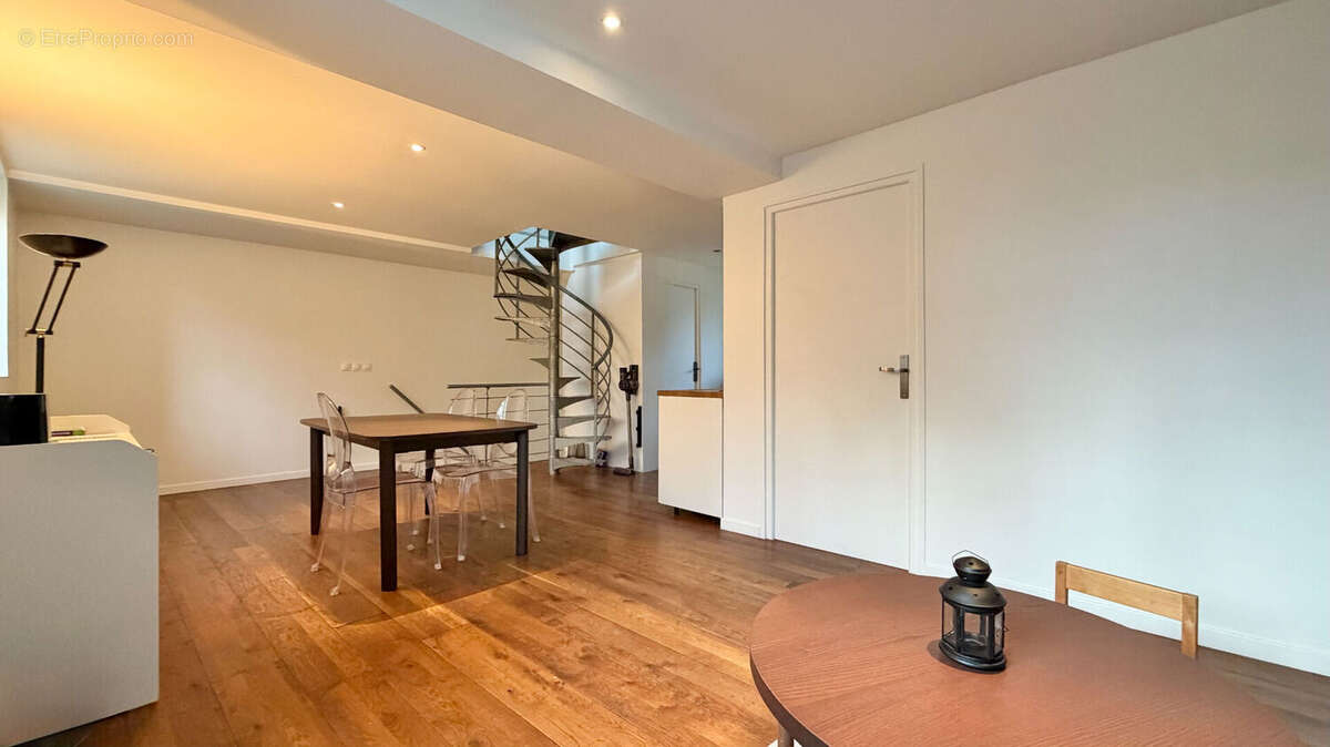 Appartement à CORBEIL-ESSONNES