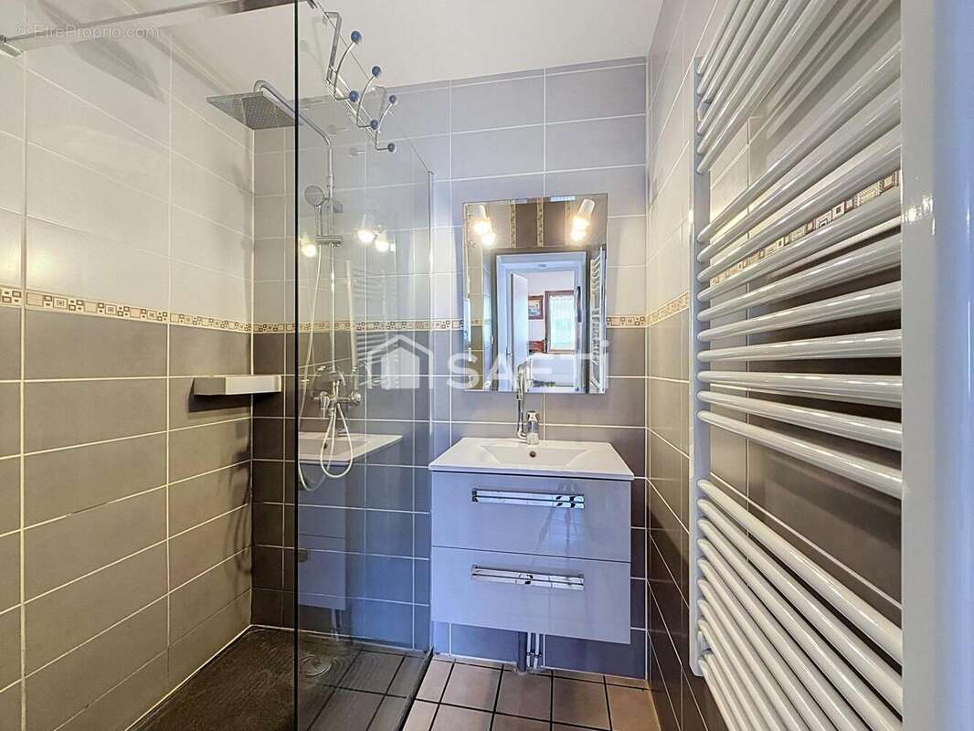 Appartement 43 m² à Aoste  - photo 4