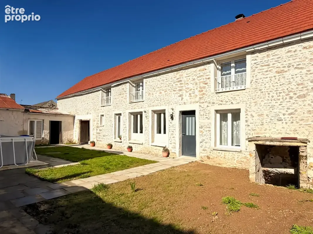 Maison 6 pièces 142 m² à vendre à Sermaises (45300) - photo 2
