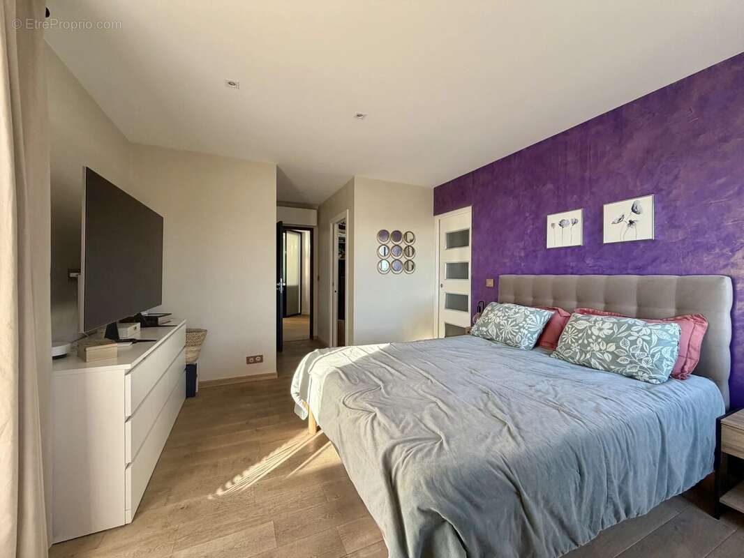 Maison à SAINT-LAURENT-DU-VAR