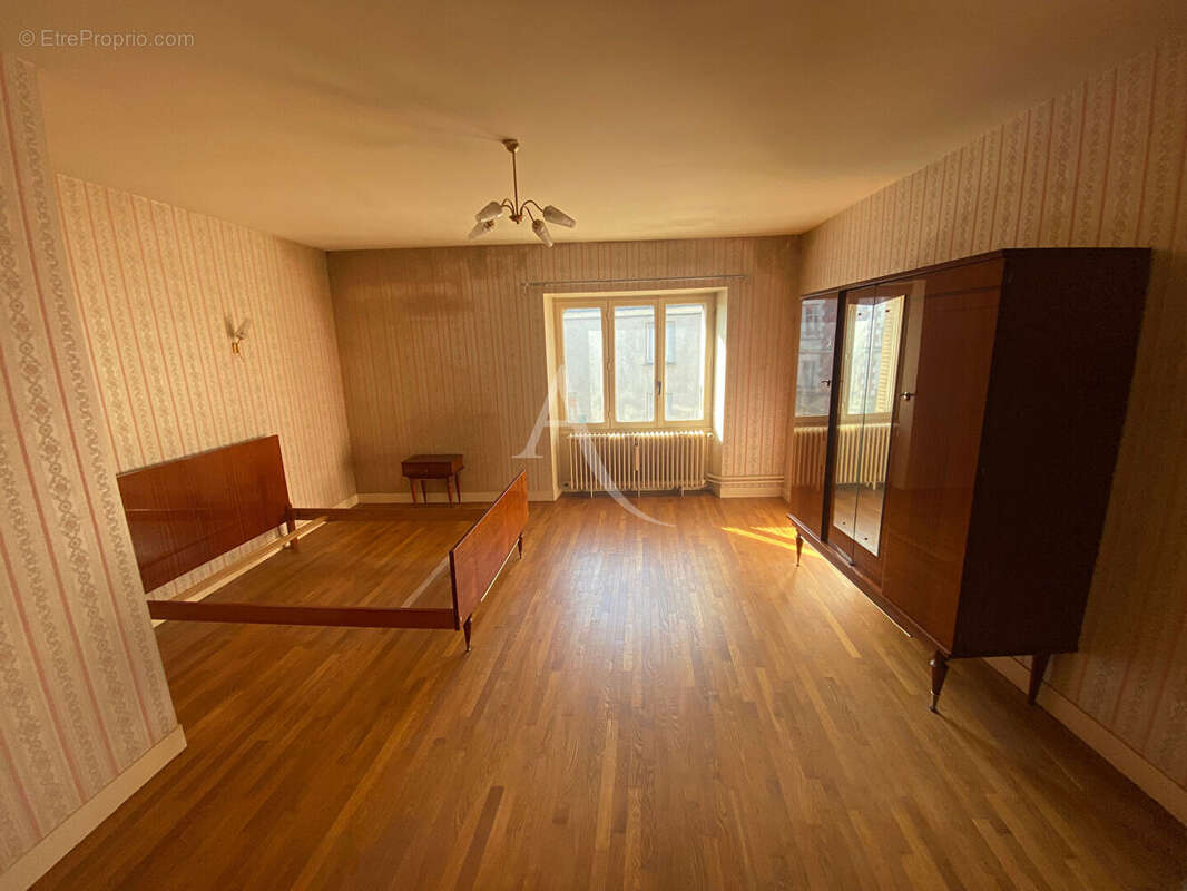 Maison à ASCHERES-LE-MARCHE