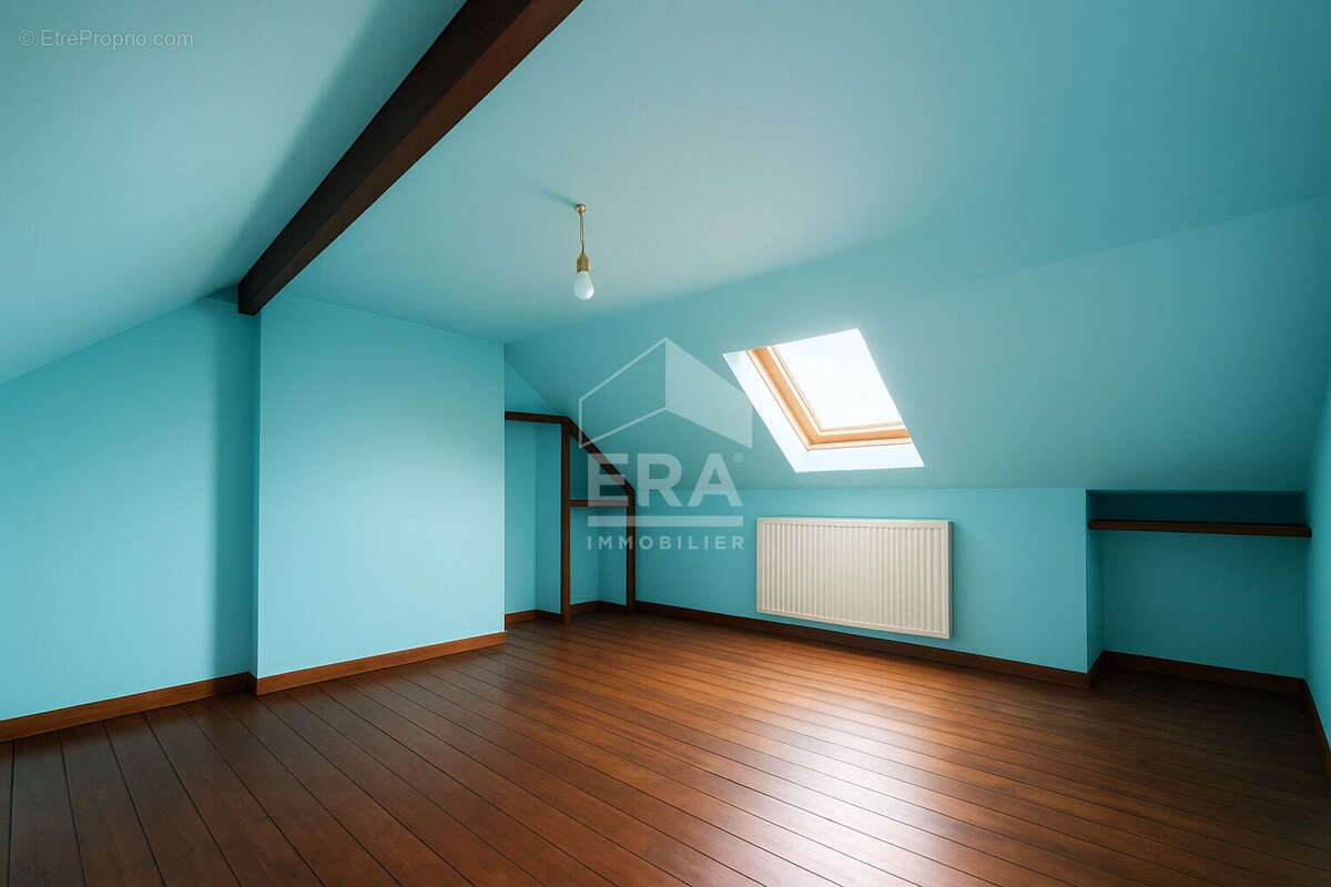 Maison à SAINT-MARTIN-BOULOGNE