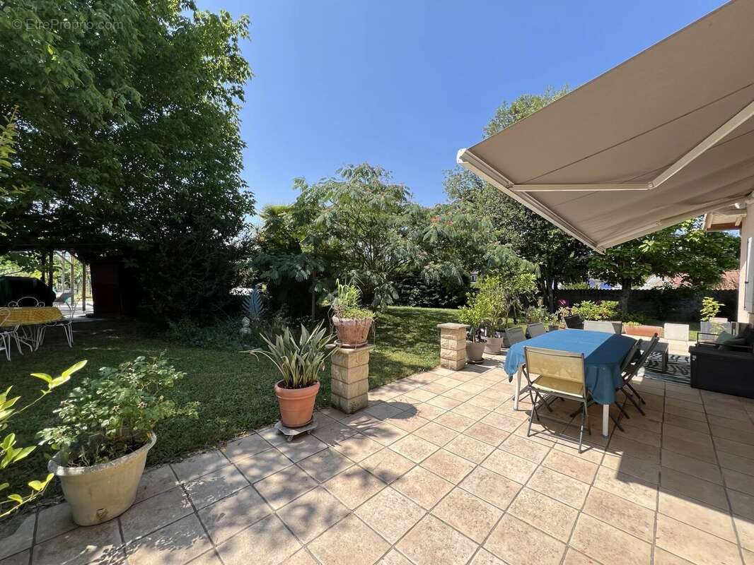 Maison à SAINT-LATTIER