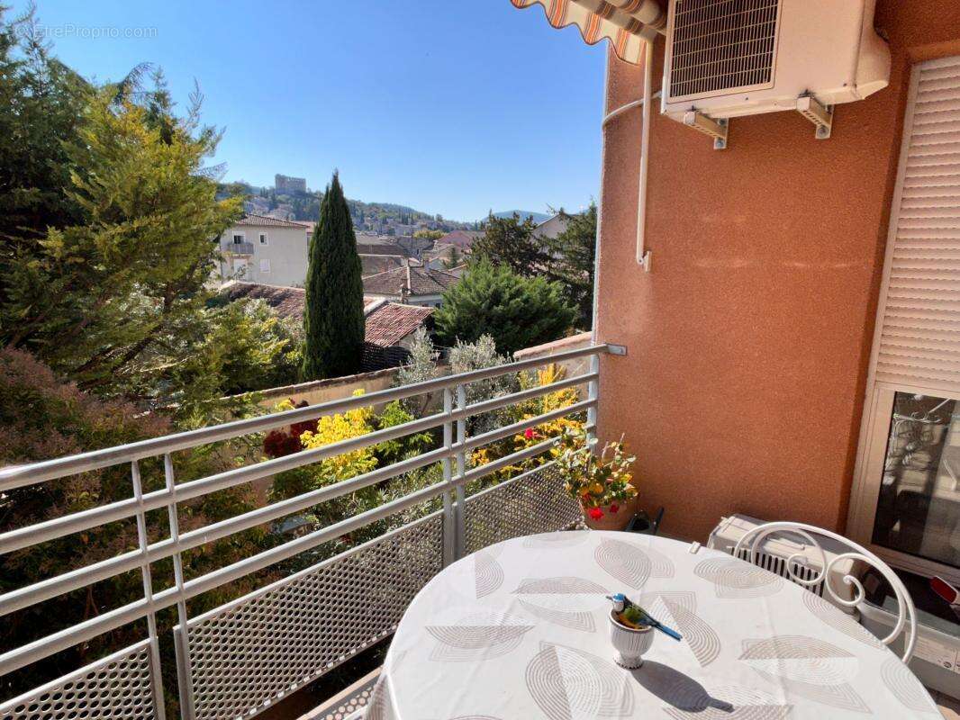 Appartement à VAISON-LA-ROMAINE