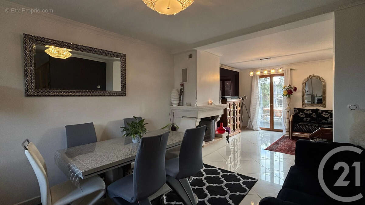 Maison à L&#039;HABIT