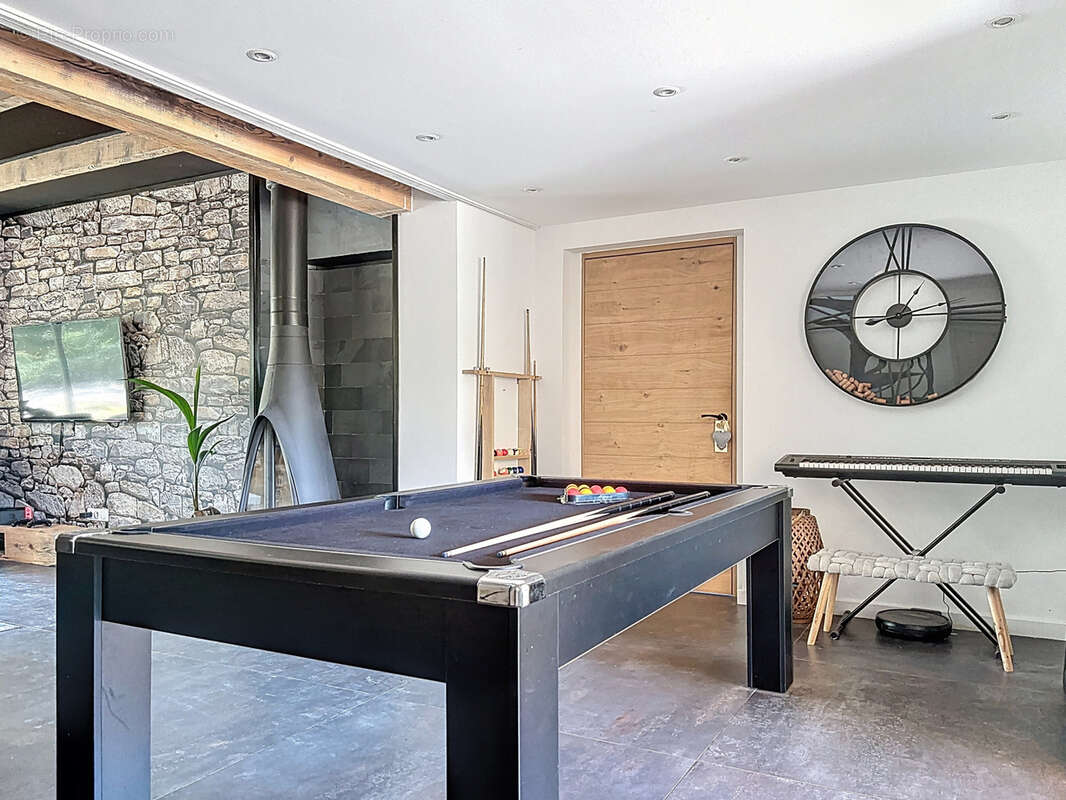 Maison à LAROQUE-DES-ALBERES