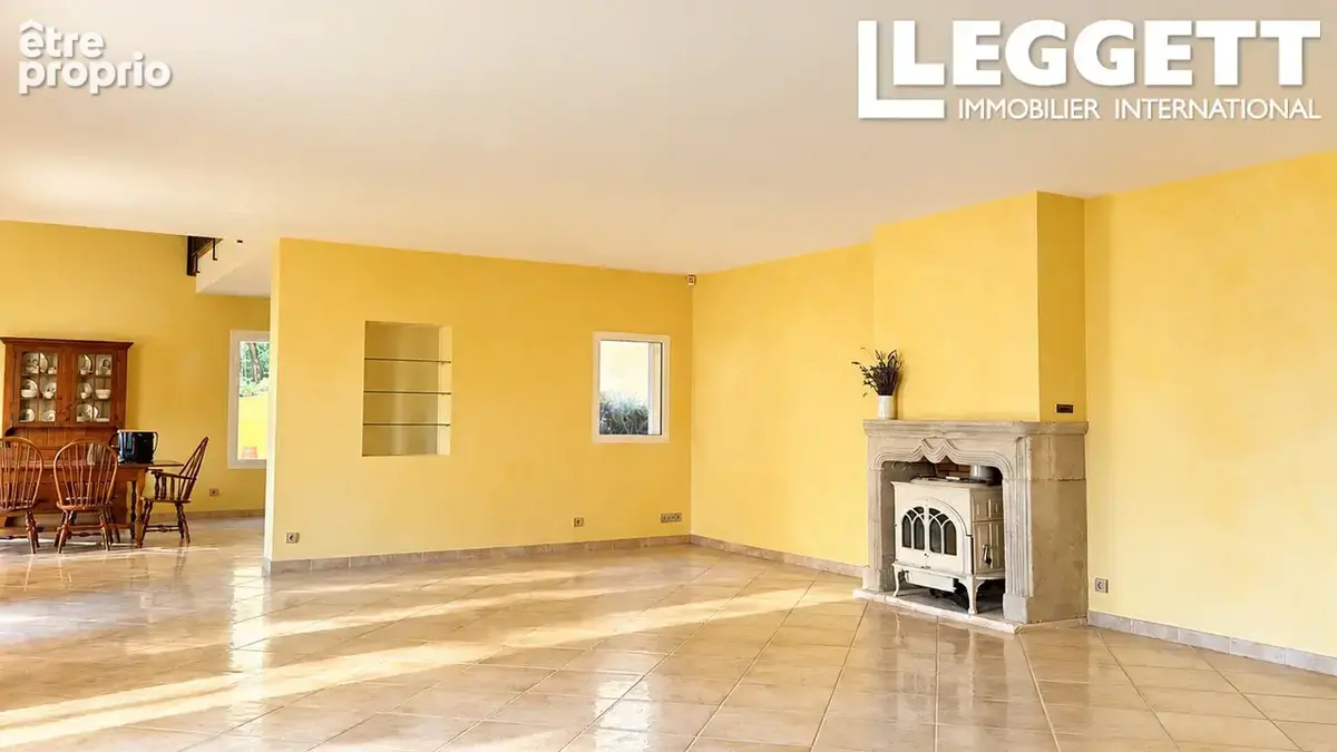 HAUTEURS DE NYONS – Villa de standing de 292 m² avec piscine, 4 suites parentales et vue dégagée vers le sud - photo 7