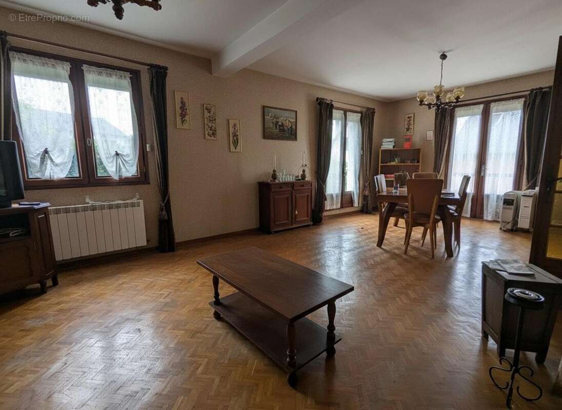 Photo 5 - Maison à SEBAZAC-CONCOURES