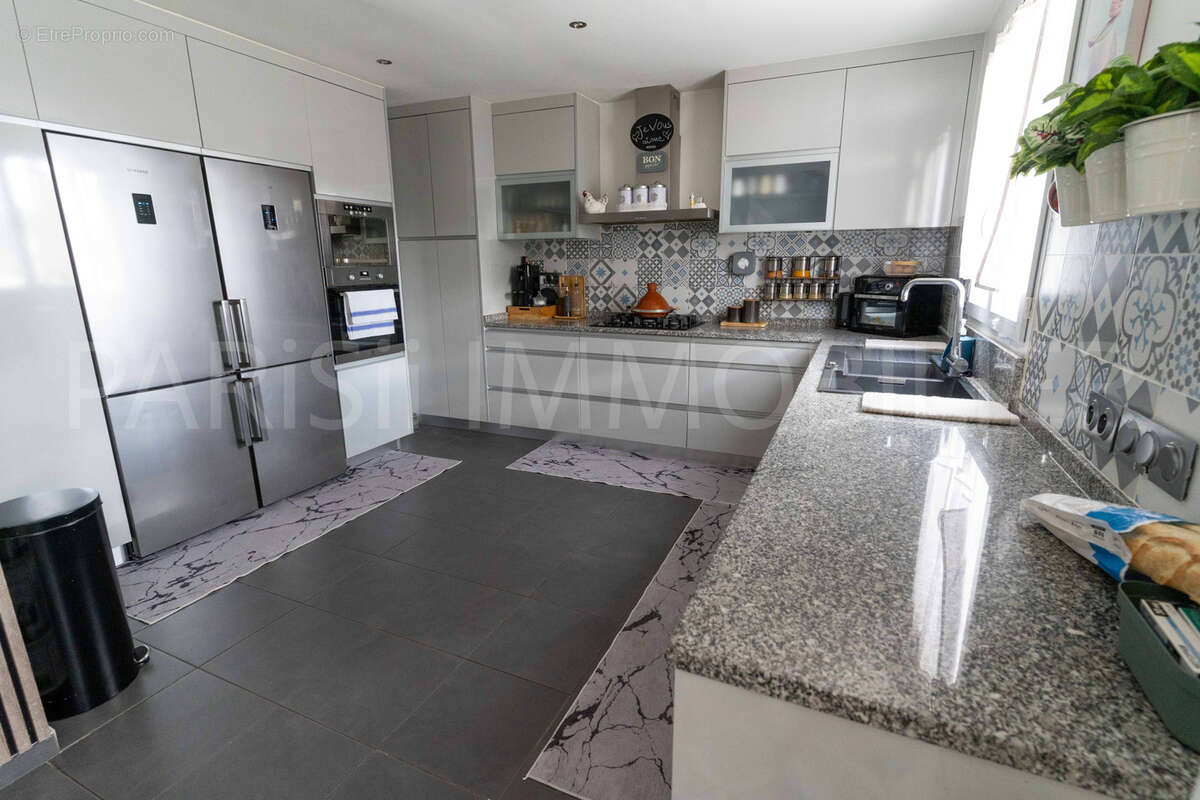 Maison - 6 pièces - 145m2 - Franconville - photo 7