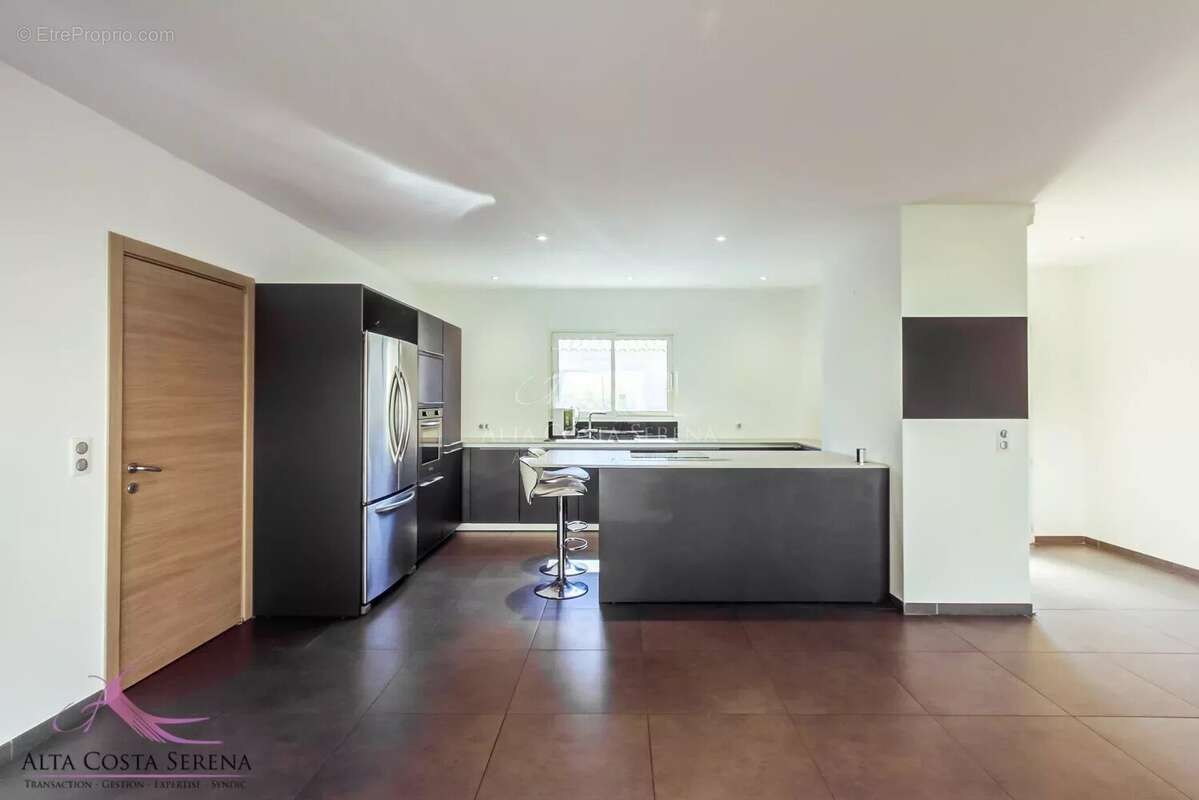 Maison à PRUNELLI-DI-FIUMORBO