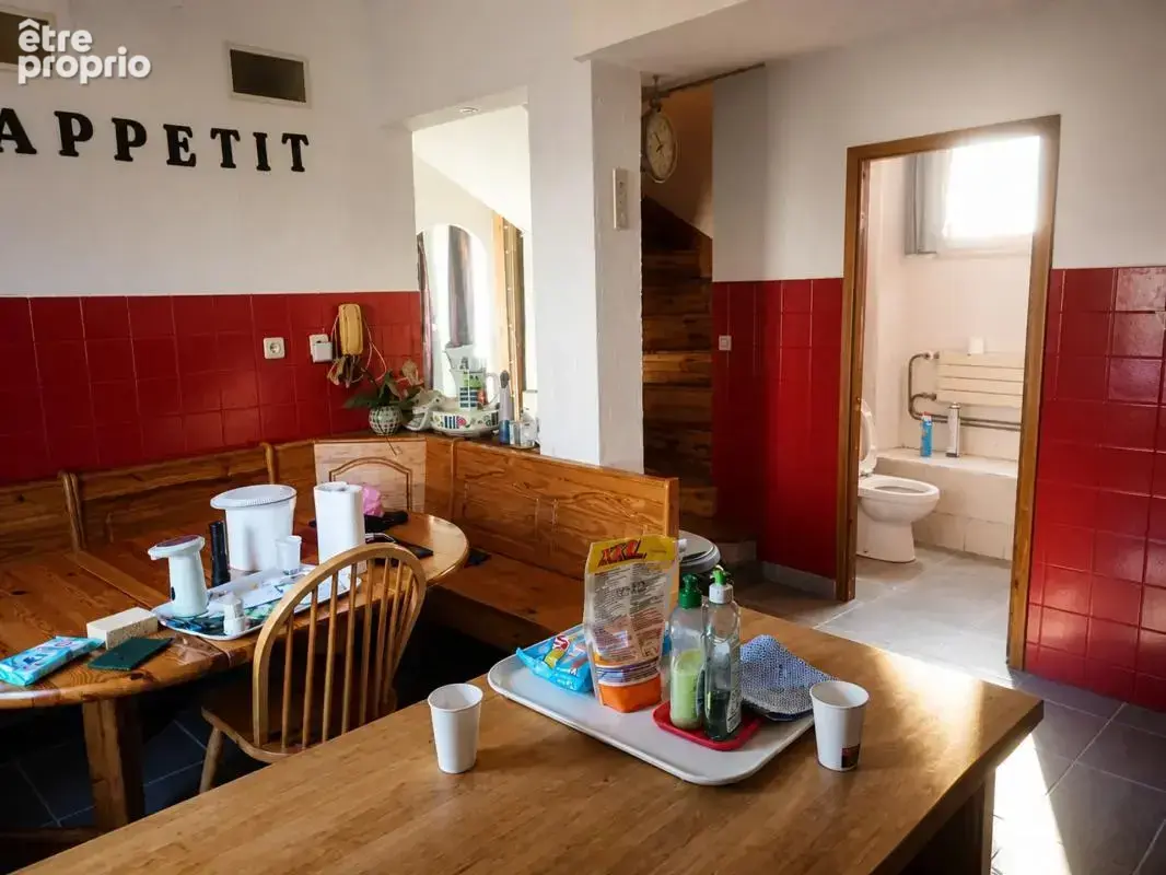 Maison 10 pièces de 150 m2 à La Vernarède - photo 4