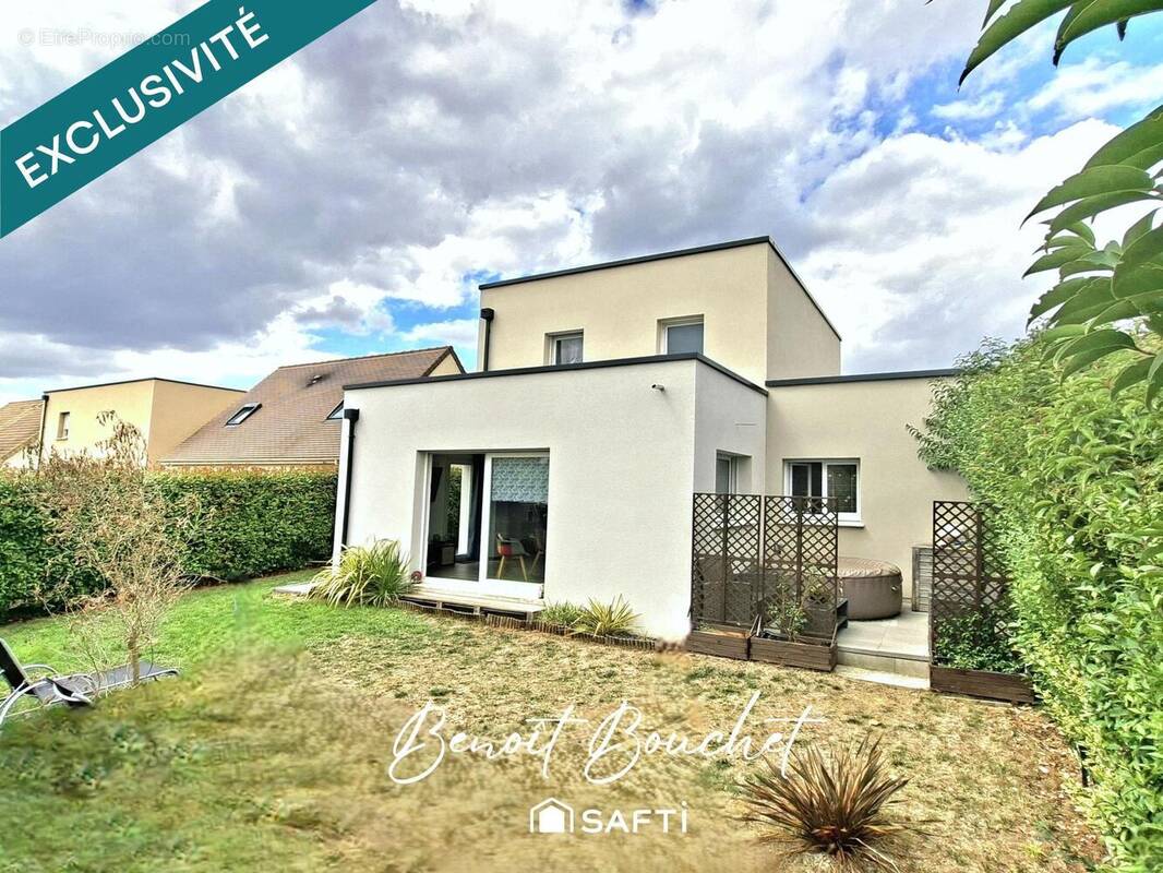 Photo 1 - Maison à MOULT