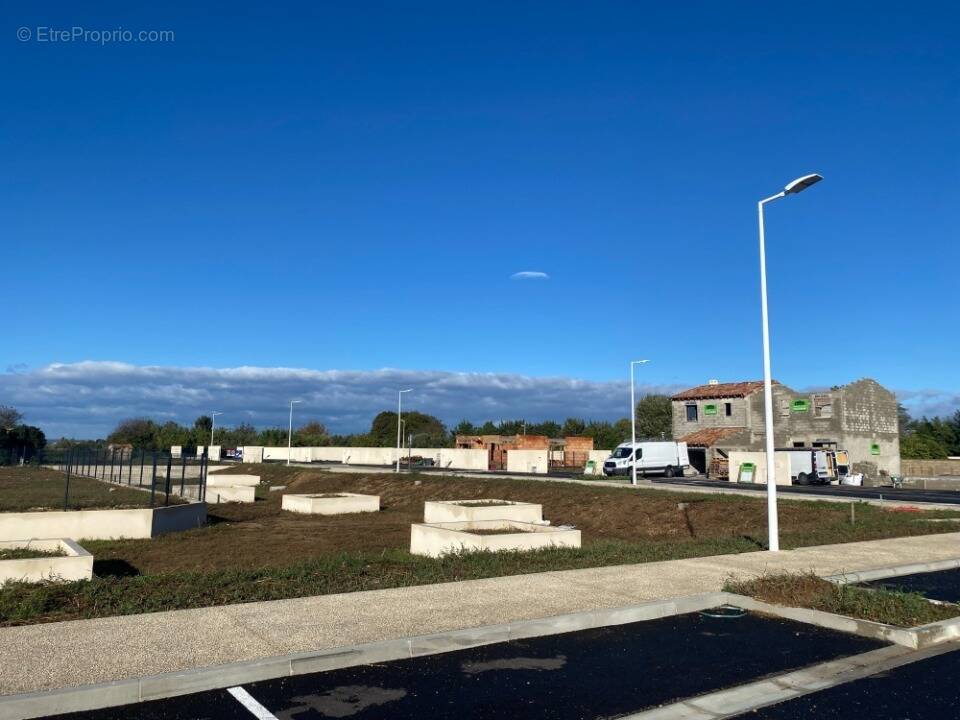 Terrain à REDESSAN