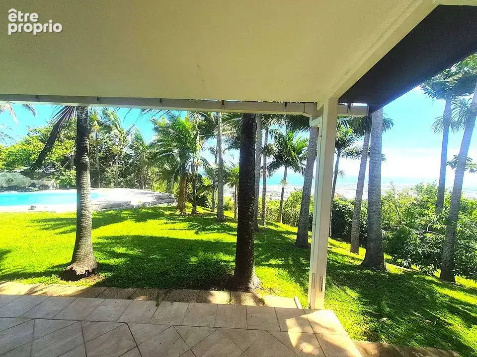 Investissement  Locatif - Villa Familiale - 265 m² - 97400 - photo 1