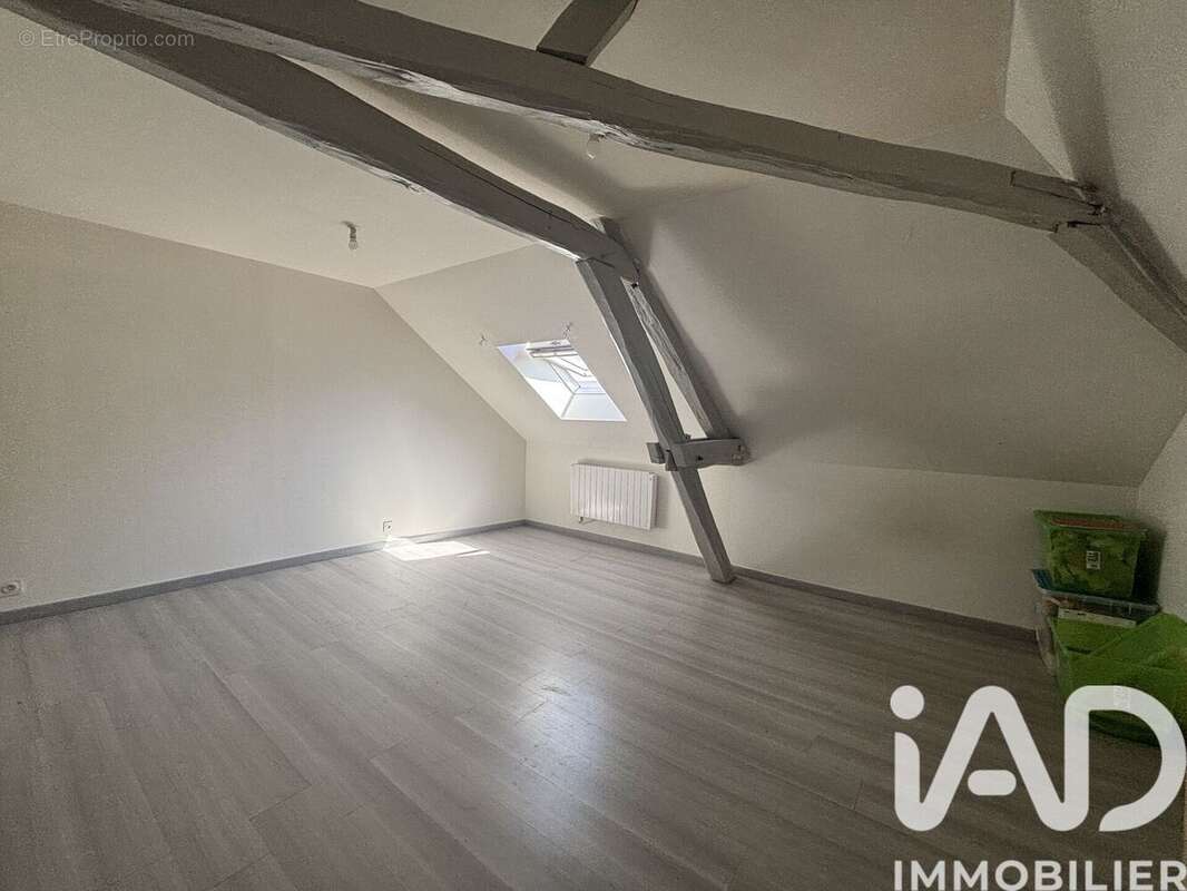 Photo 8 - Maison à LA RIVIERE-DE-CORPS