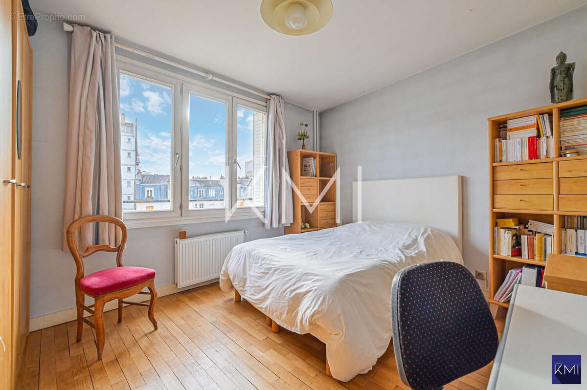Appartement à PARIS-20E