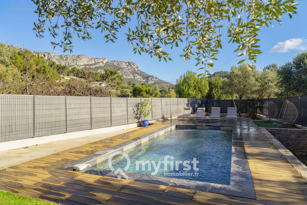 Maison à LA VALETTE-DU-VAR