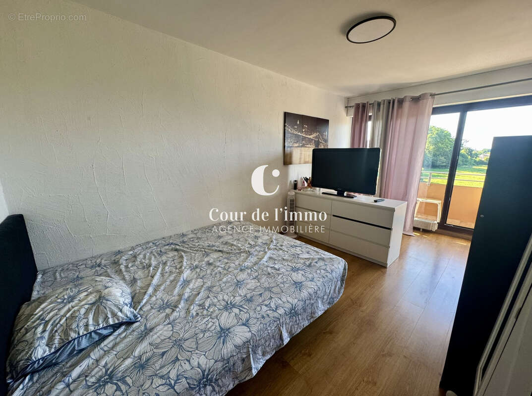 Appartement à LA ROCHE-SUR-FORON