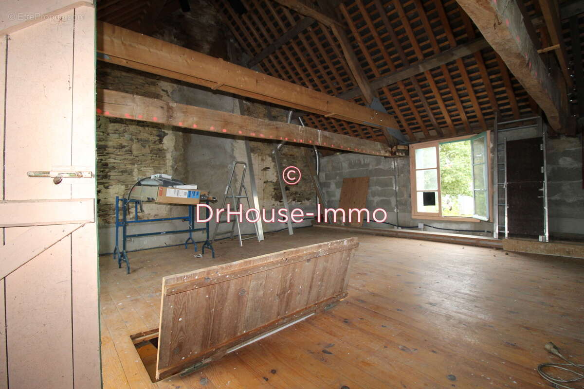 Maison à SAINTE-ANNE-SUR-BRIVET