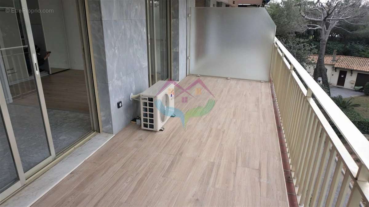 Appartement à SAINT-RAPHAEL