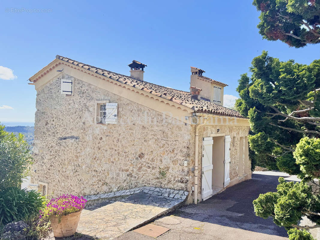 Un authentique mas du xviiième siecle avec sa vue mer - photo 16