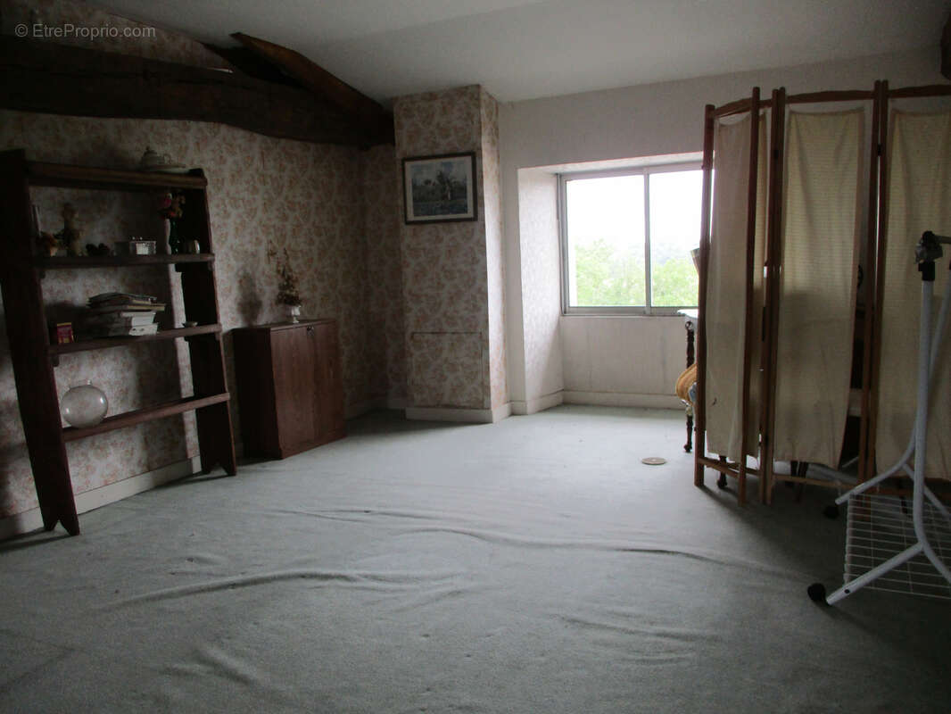 Maison à CEAUX-EN-COUHE