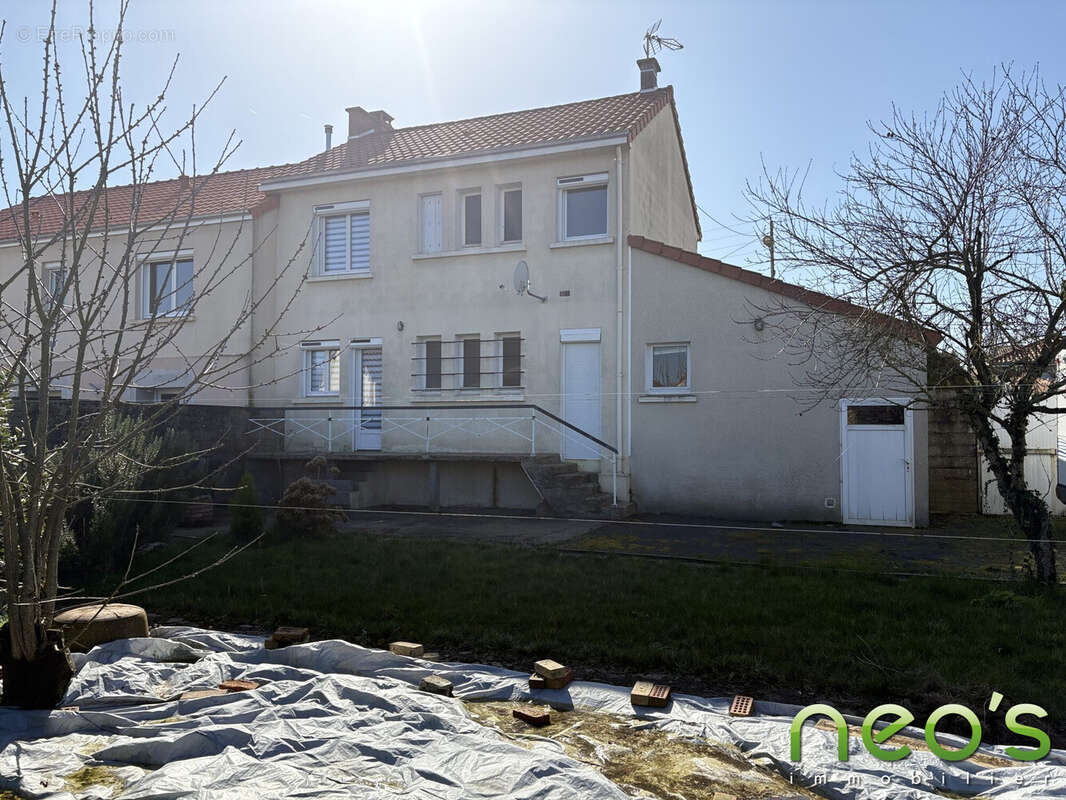 Maison à LA RENAUDIERE