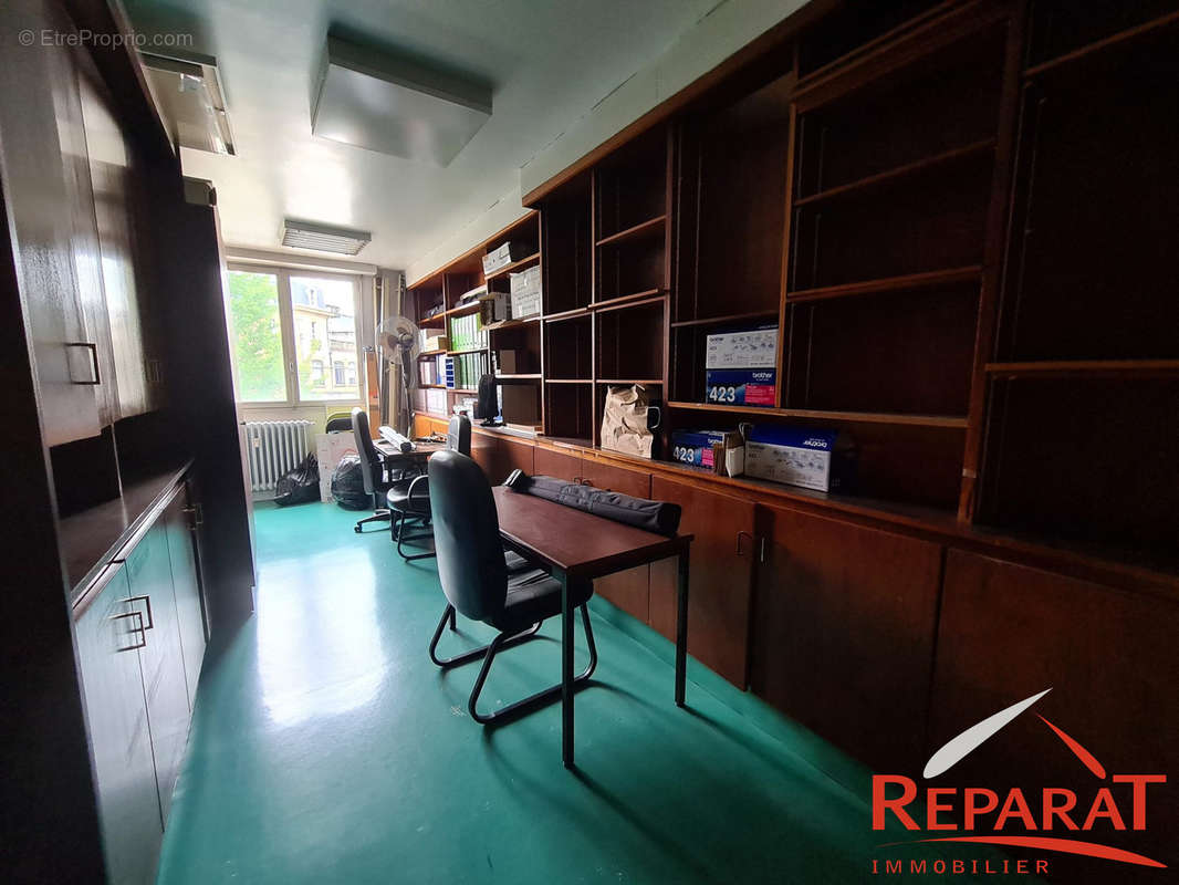 Commerce à BRIVE-LA-GAILLARDE