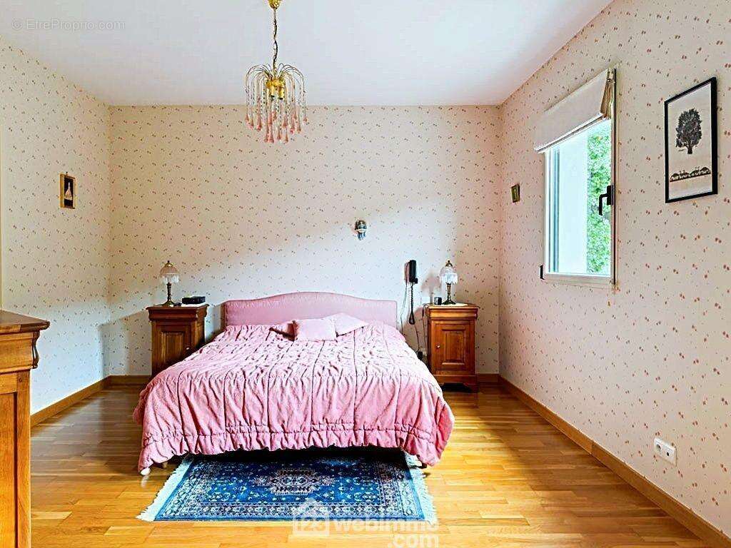 Maison 235 m² à Cholet  - photo 16