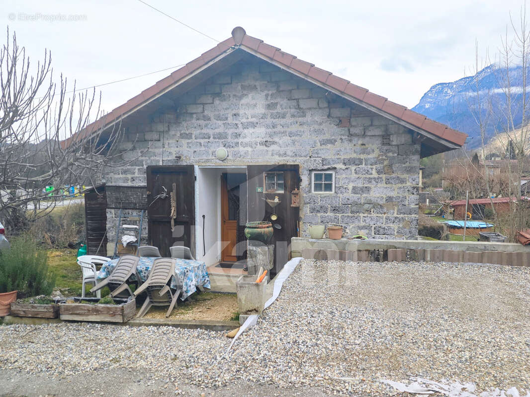 Maison à ROVON