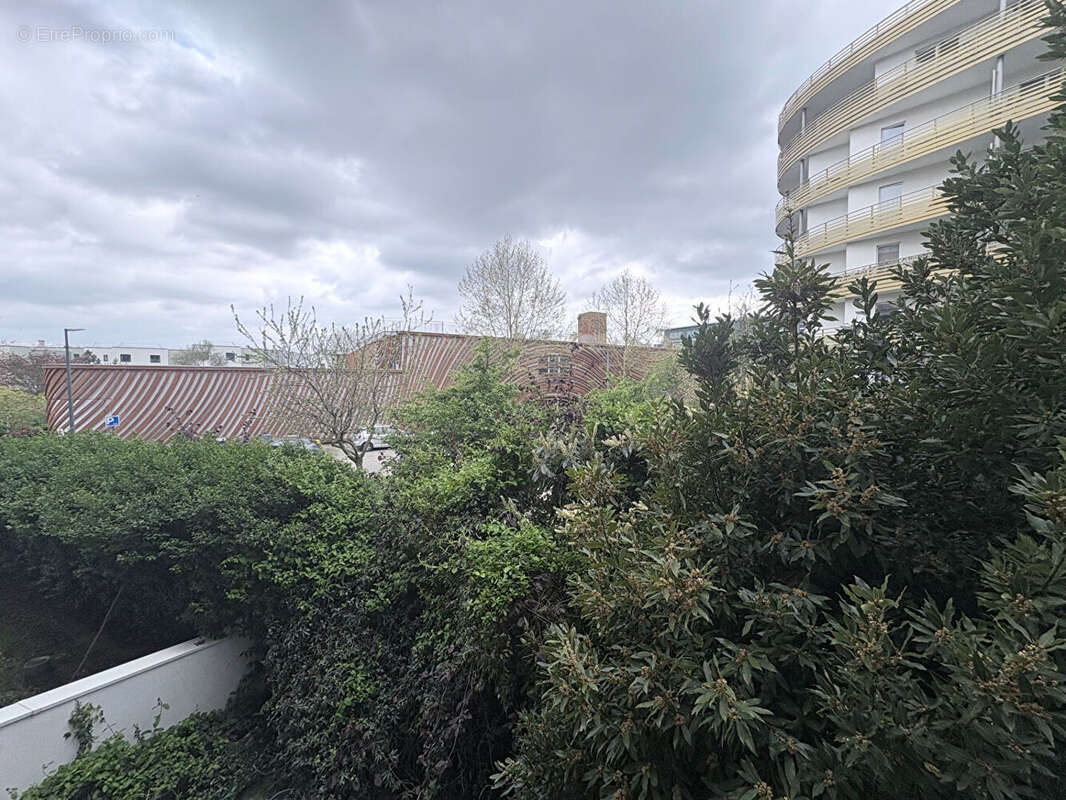 Appartement à ISSY-LES-MOULINEAUX