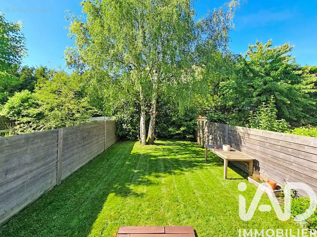 Maison 118 m² à Suresnes  - photo 8