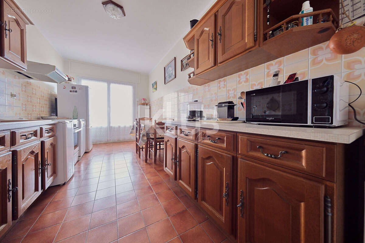 Appartement T3 80 m2 avec vue mer à BASTIA - photo 3