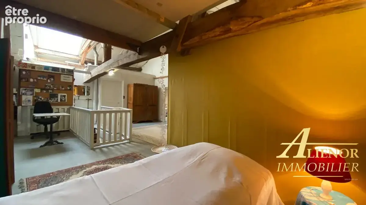 Maison de village en pierre avec belle vue, jardin et garage - Bourdeilles 24310 - photo 12