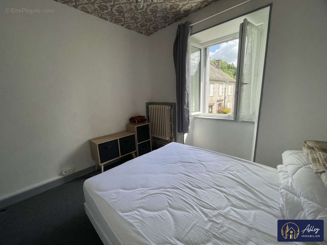 Maison 6 pièces CHEYLADE - Maison à CHEYLADE