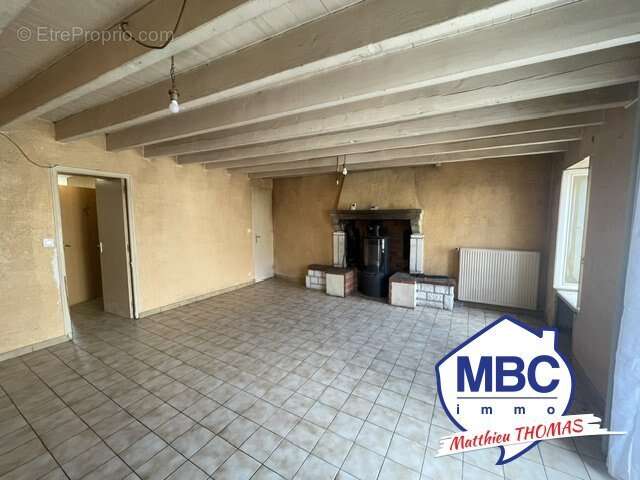 Maison à rénover en hameau - photo 3