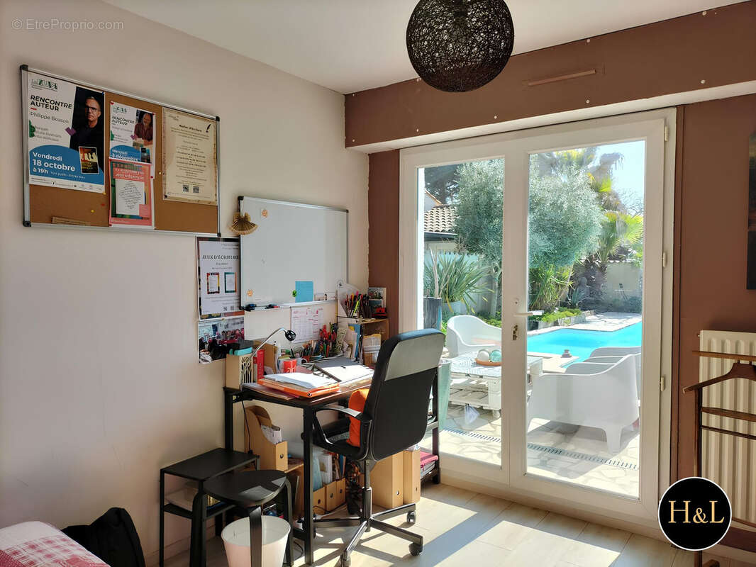 Le Haillan : Maison de plain-pied dans le secteur du Parc Ste Christine - photo 12