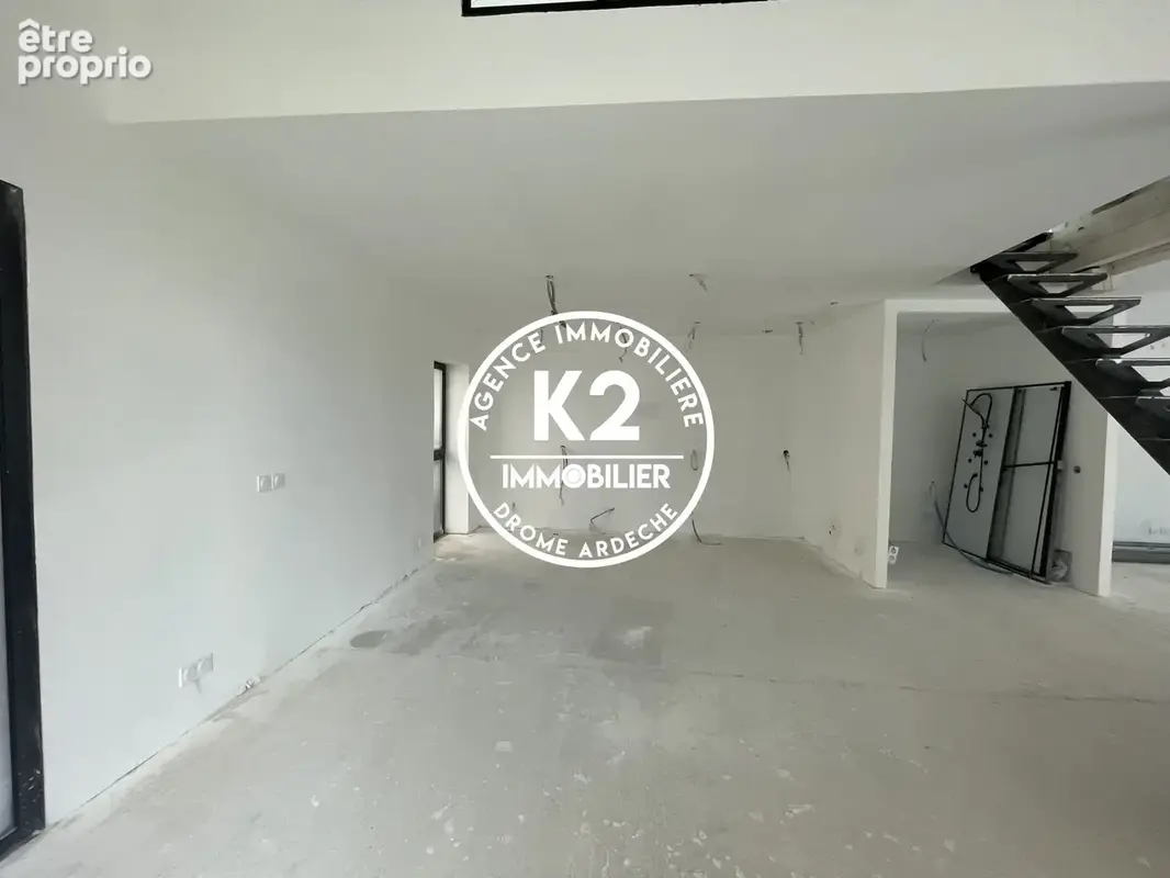 Appartement 3 pièces 105 m² à vendre à Montelimar (26200) - photo 2