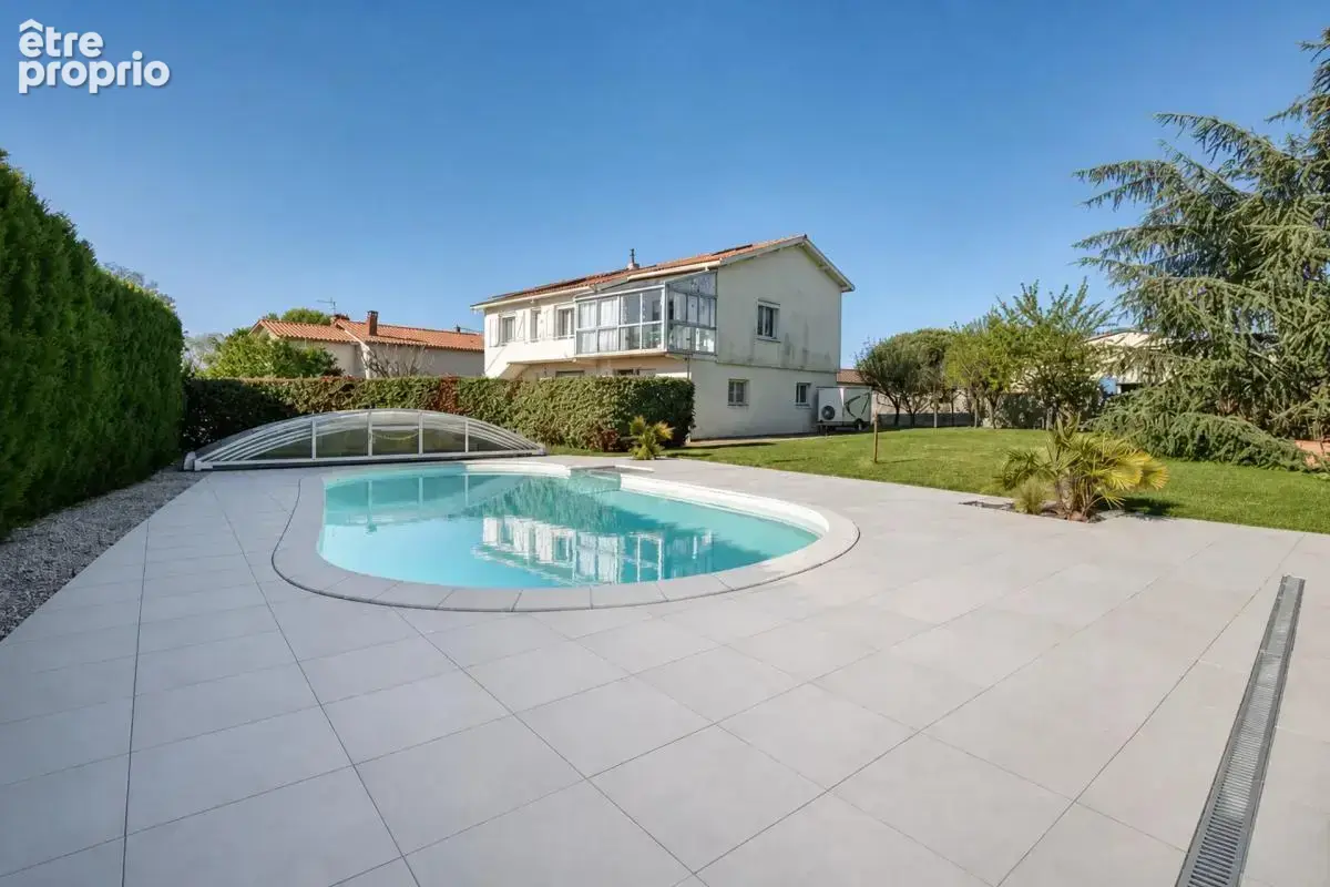 Maison à CORNEBARRIEU