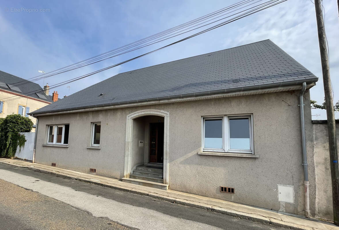 Ensemble immobilier pour labo professionnel + appartement - photo 5