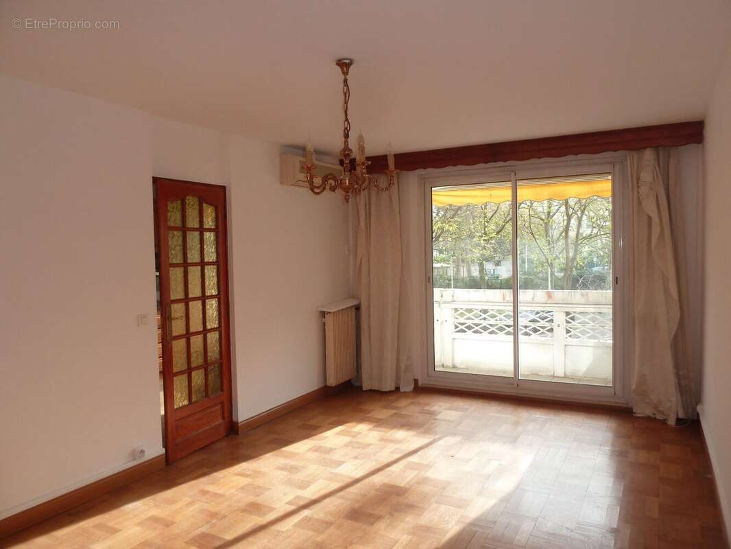 Appartement à LYON-8E